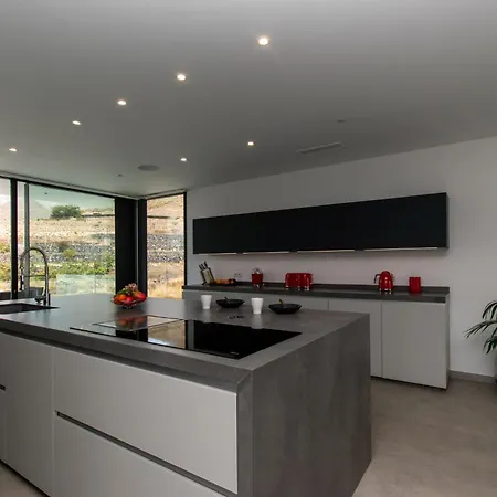 Serenity וילה אדחה