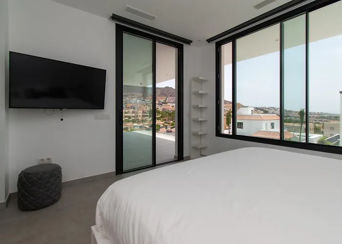 Вилла Serenity Адехе