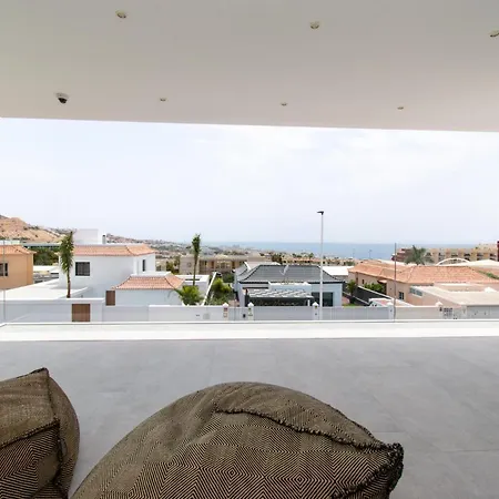 Serenity Stunning 5 Bedroom * Costa Adeje (Tenerife)