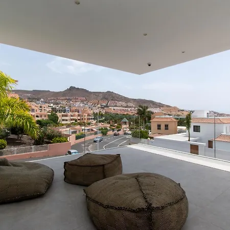 Villa Serenity Stunning 5 Bedroom Costa Adeje (Tenerife)